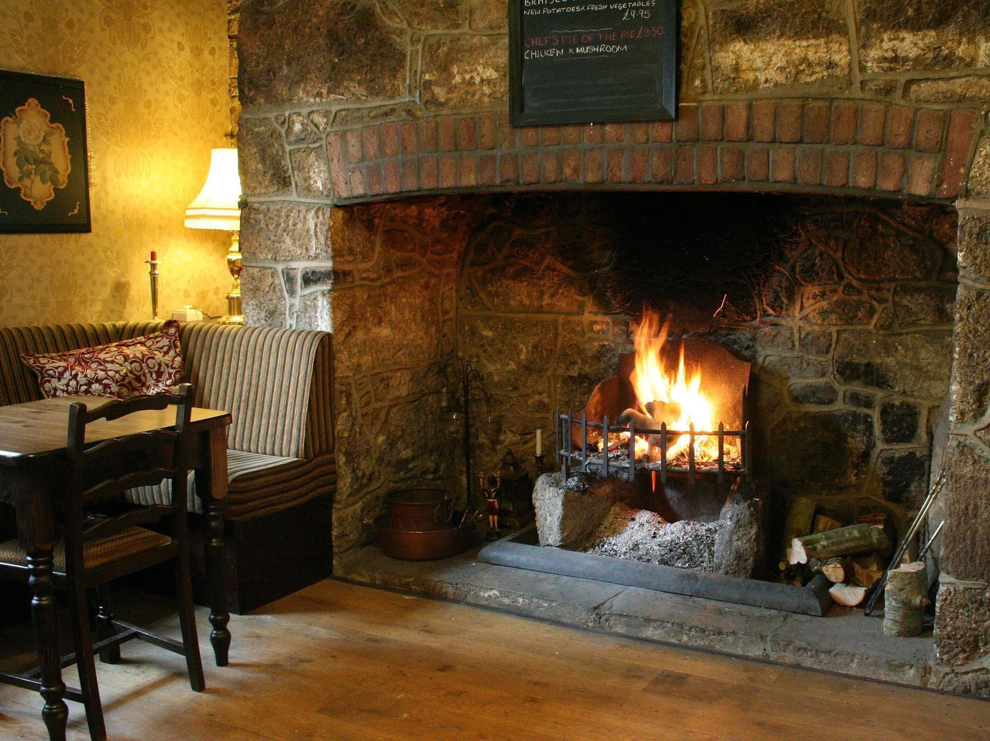 The Globe Inn Chagford Exteriér fotografie